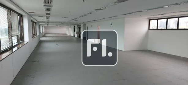 Sala Comercial para alugar, 500m² no Tamboré, Barueri