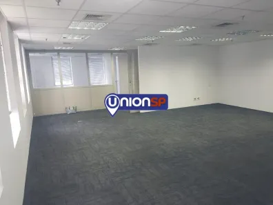 Sala Comercial à venda, 104m² no Cidade Monções, São Paulo