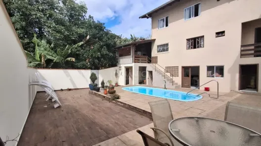 Casa com 4 Quartos à venda, 300m² no Água Verde, Blumenau