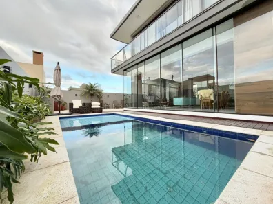 Casa com 3 Quartos à venda, 324m² no Laranjal, Pelotas