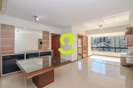 Apartamento com 3 Quartos para alugar, 121m² no Petrópolis, Porto Alegre