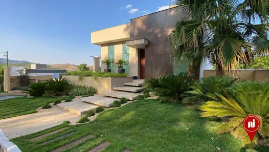 Casa de Condomínio com 3 Quartos à venda, 220m² no , Brumadinho