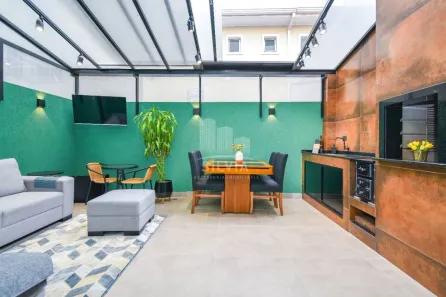 Sobrado com 3 Quartos à venda, 163m² no Capão Raso, Curitiba