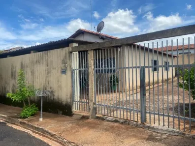 Casa com 3 Quartos à venda, 134m² no Parque Residencial Vale do Sol, Araraquara