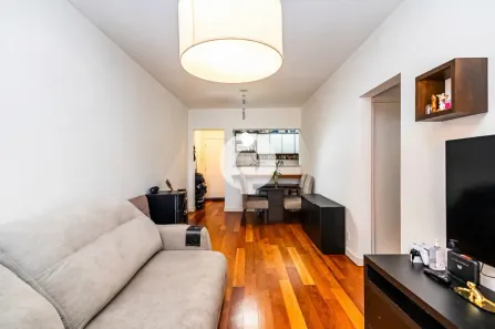 Apartamento com 2 Quartos à venda, 70m² no Centro, Curitiba