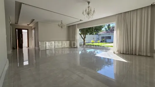 Sobrado com 4 Quartos à venda, 338m² no Interlagos, São Paulo