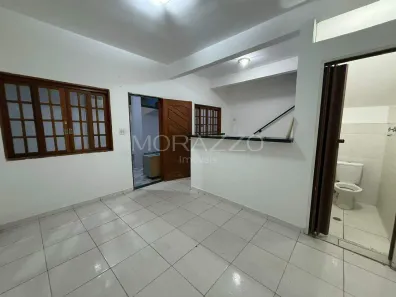 Sobrado com 2 Quartos para alugar, 70m² no Loteamento Villa Branca, Jacareí