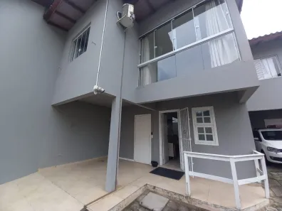 Sobrado com 2 Quartos à venda, 110m² no Ingleses do Rio Vermelho, Florianópolis