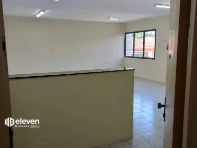 Sala Comercial à venda, 48m² no Vila Mathias, Santos