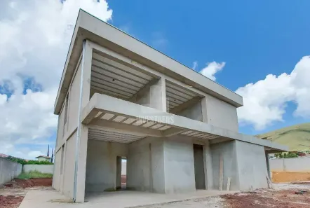 Casa de Condomínio com 4 Quartos à venda, 360m² no Balneário Água Limpa, Nova Lima