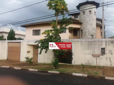 Casa com 3 Quartos à venda, 440m² no Jardim de Itapoan, Paulínia