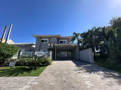 Casa com 4 Quartos à venda, 261m² no , Pontal do Paraná