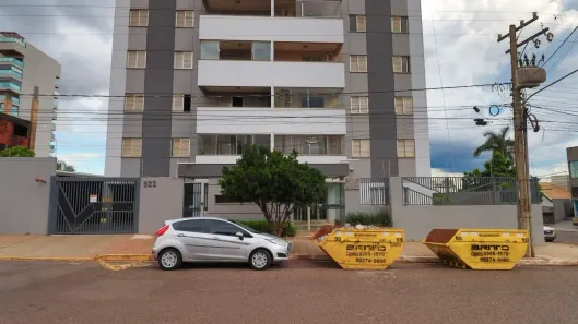 Apartamento com 4 Quartos para alugar, 143m² no Centro, Campo Grande