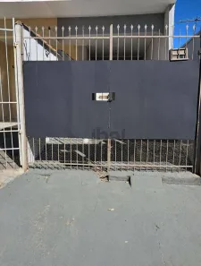 Casa com 3 Quartos para alugar, 90m² no Conjunto Habitacional São Deocleciano, São José do Rio Preto