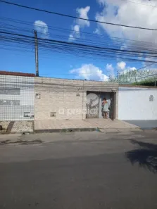 Casa com 2 Quartos para alugar, 100m² no Passaré, Fortaleza