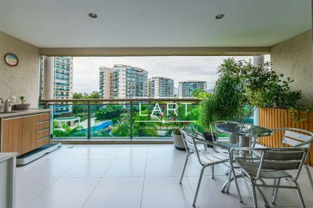 Apartamento com 4 Quartos para alugar, 233m² no Barra da Tijuca, Rio de Janeiro