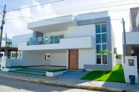 Casa com 4 Quartos à venda, 349m² no Robalo, Aracaju