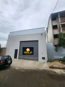 Imóvel Comercial para alugar, 440m² no Umuarama, Uberlândia