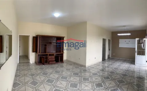 Sobrado com 3 Quartos para alugar, 200m² no Parque Santo Antônio, Jacareí