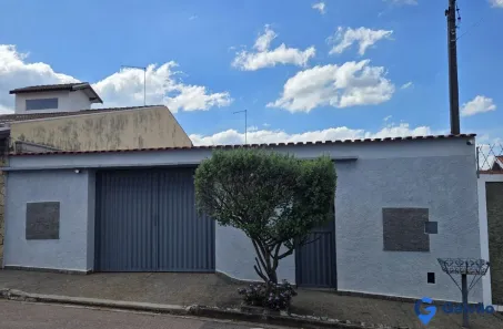 Casa com 3 Quartos à venda, 234m² no Caxambu, Jundiaí
