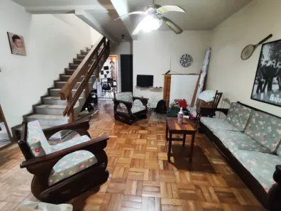 Imóvel Comercial com 3 Quartos à venda, 140m² no Centro, Pelotas