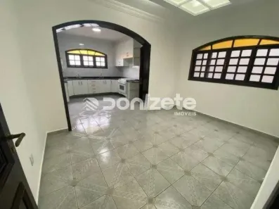 Sobrado com 3 Quartos para alugar, 144m² no Vila Camilópolis, Santo André