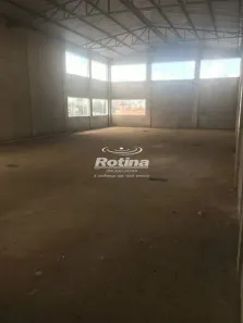 Sala Comercial para alugar, 333m² no Jardim das Palmeiras, Uberlândia