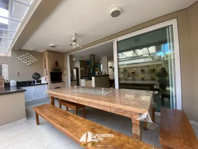 Casa de Condomínio com 4 Quartos para alugar, 160m² no Bairro de Juquehy, São Sebastião
