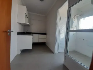 Apartamento com 2 Quartos para alugar, 60m² no José Menino, Santos