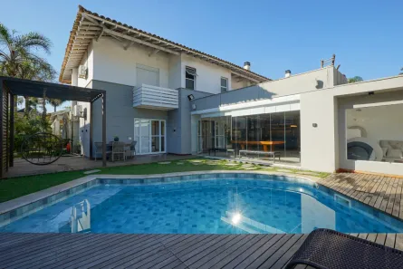 Casa de Condomínio com 4 Quartos à venda, 640m² no Jardim Santa Helena, São Paulo