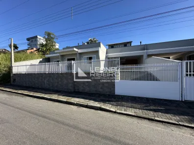 Casa com 3 Quartos à venda, 184m² no Das Capitais, Timbó