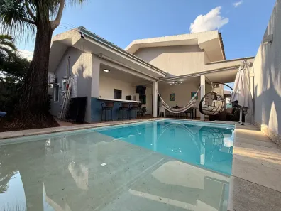 Casa de Condomínio com 3 Quartos à venda, 252m² no Loteamento Portal do Sol II, Goiânia