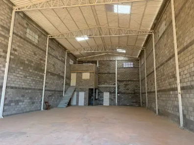 Galpão/Depósito/Armazém para alugar, 300m² no Condomínio Coohaplan - Itiquira, Brasília