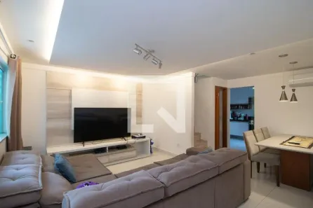 Casa com 3 Quartos à venda, 115m² no Parque Vitória, São Paulo