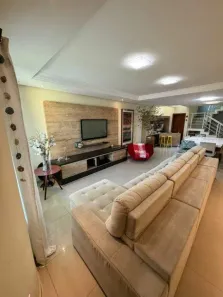Sobrado com 3 Quartos à venda, 217m² no Vila Scarpelli, Santo André