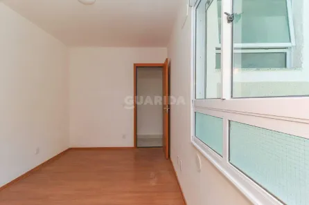 Apartamento com 2 Quartos para alugar, 56m² no Camaquã, Porto Alegre