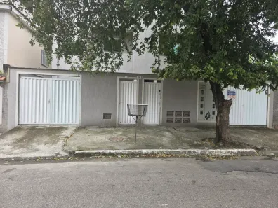 Casa com 2 Quartos à venda, 74m² no Engenho Pequeno, Nova Iguaçu