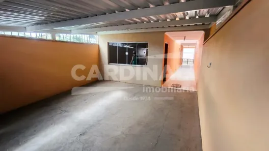 Casa com 3 Quartos para alugar, 165m² no Vila José Bonifácio, Araraquara
