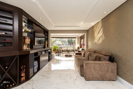 Apartamento com 3 Quartos para alugar, 190m² no Alto da Rua XV, Curitiba