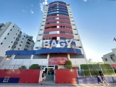 Apartamento com 3 Quartos para alugar, 91m² no Centro, Palhoça