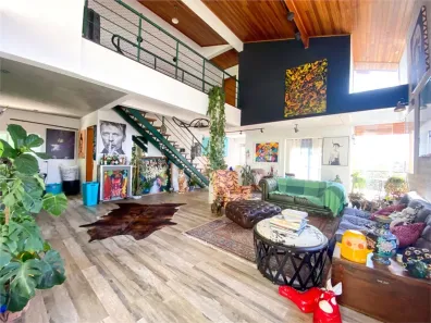 Sobrado com 3 Quartos para alugar, 350m² no Vila Romana, São Paulo