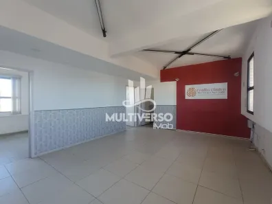 Sala Comercial para alugar, 215m² no Boqueirão, Santos