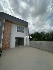 Sobrado com 3 Quartos à venda, 132m² no Velha, Blumenau