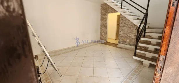 Sobrado com 2 Quartos para alugar, 80m² no Guilhermina, Praia Grande