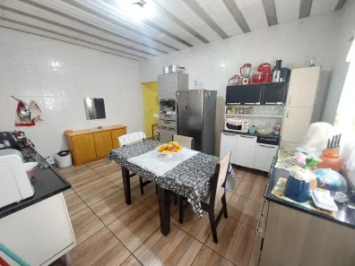 Casa com 3 Quartos à venda, 240m² no Vila Hortência, Sorocaba