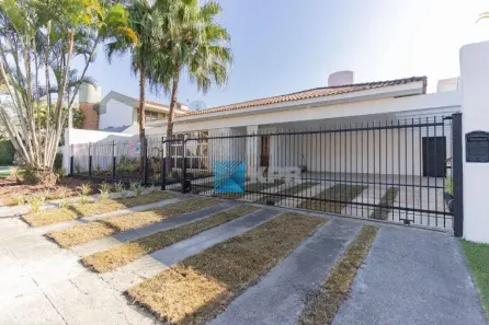 Casa com 3 Quartos à venda, 220m² no Jardim Apolo I, São José dos Campos
