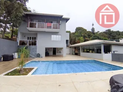 Casa de Condomínio com 3 Quartos para alugar, 350m² no Jardim América, Bragança Paulista