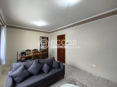 Apartamento com 3 Quartos para alugar, 120m² no Saraiva, Uberlândia
