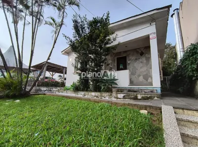 Imóvel Comercial com 6 Quartos para alugar, 179m² no Centro, Gravataí