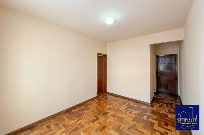 Apartamento com 3 quartos — Centro, Belo Horizonte